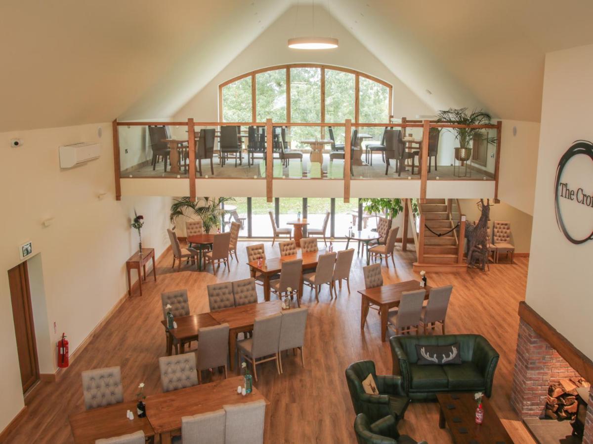 Oak Lodge Hadnall Экстерьер фото